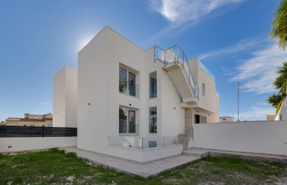 Obra nueva - Chalet independiente -
Torrevieja - Torrelamata - La Mata