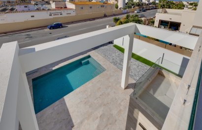 Obra nueva - Chalet independiente -
Torrevieja - Torrelamata - La Mata