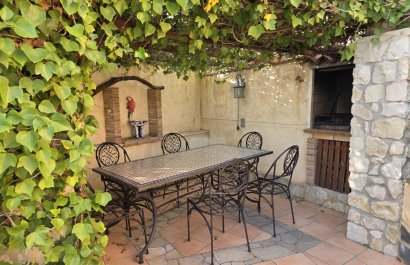 Segunda mano - Chalet independiente -
Alfas del Pí