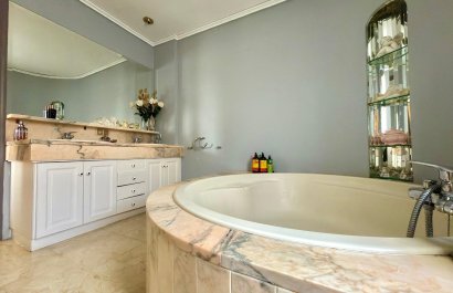 Segunda mano - Ático -
Denia - Les Marines - Las Marinas