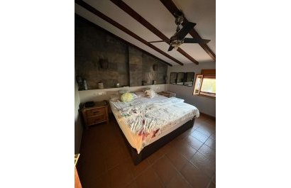 Segunda mano - Villa -
Benissa