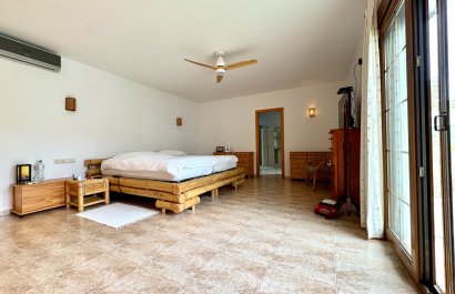 Segunda mano - Chalet independiente -
Pedreguer