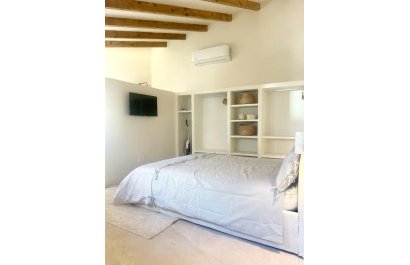 Segunda mano - Casa de pueblo  -
Altea