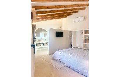 Segunda mano - Casa de pueblo  -
Altea
