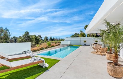 Obra nueva - Chalet independiente -
Polop