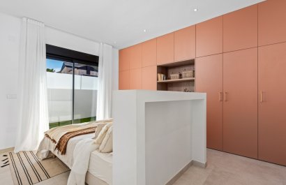 Obra nueva - Chalet independiente -
Polop