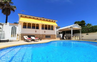 Segunda mano - Chalet -
Moraira - centro