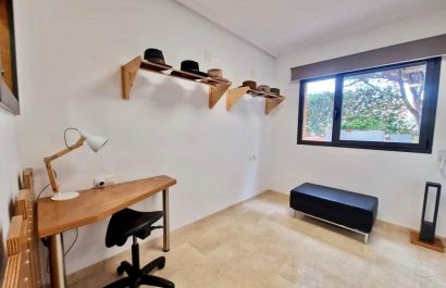 Segunda mano - APARTAMENTO -
Denia - Port