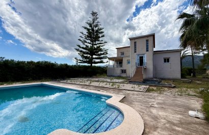 Herverkoop - Vrijstaande woning -
El Ràfol D'Almúnia