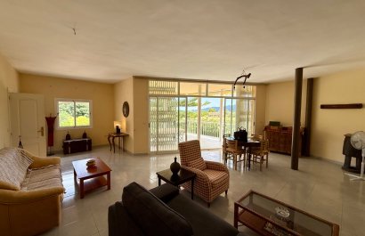 Herverkoop - Vrijstaande woning -
El Ràfol D'Almúnia