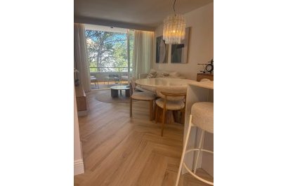 Segunda mano - Apartamento / piso -
Albir - centro