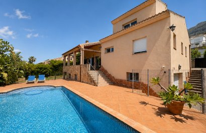 Segunda mano - Villa -
Denia - Montgó