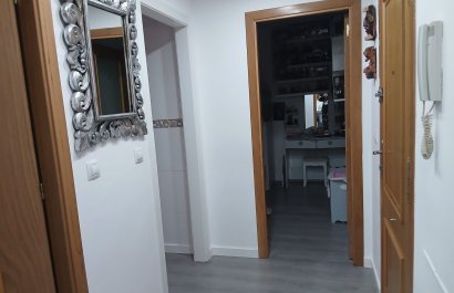 Segunda mano - Apartamento / piso -
Villajoyosa