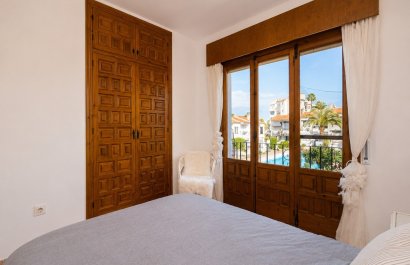 Segunda mano - Adosado -
Albir - centro