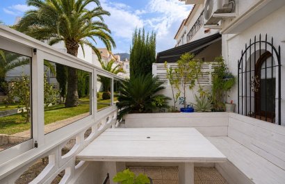Segunda mano - Adosado -
Albir - centro