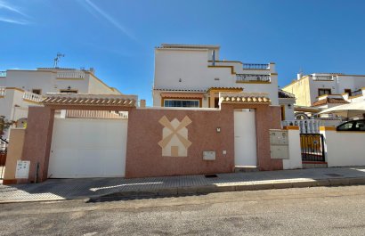 Segunda mano - Adosado -
Orihuela Costa - Los Altos