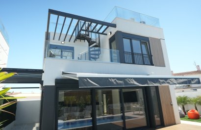 Exterior - Villa de Obra Nueva con piscina privada y vistas al mar (La Nucia - Costa Blanca)