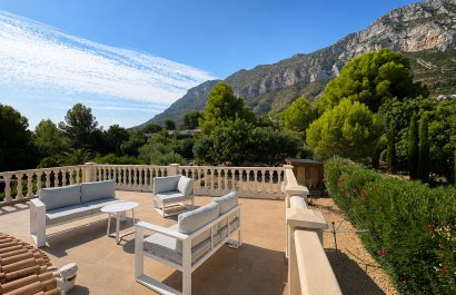 Herverkoop - Villa -
Denia - Montgó