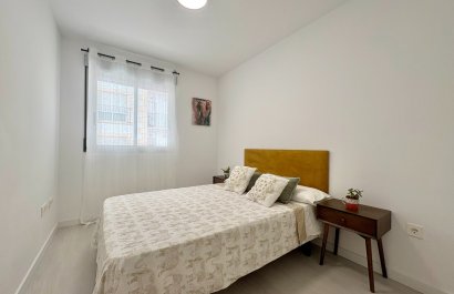 Herverkoop - Appartement / flat -
Denia - Center