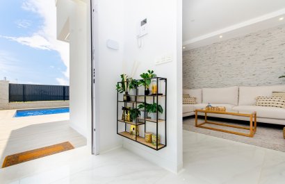 Obra nueva - Villa -
Los Montesinos - Montesinos
