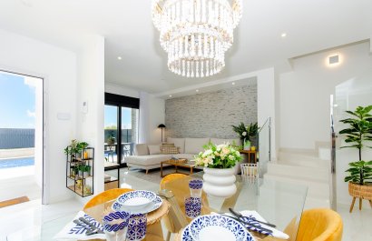 Obra nueva - Villa -
Los Montesinos - Montesinos