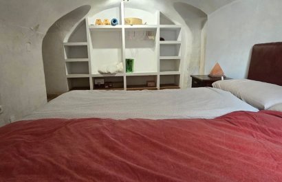 Segunda mano - Casa de pueblo  -
Polop