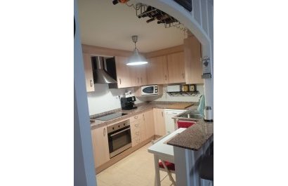 Segunda mano - Apartamento / piso -
Xirles