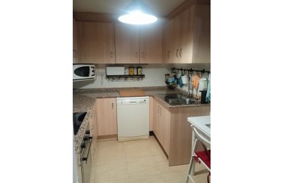Segunda mano - Apartamento / piso -
Xirles