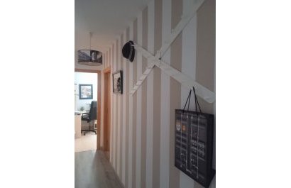 Segunda mano - Apartamento / piso -
Xirles