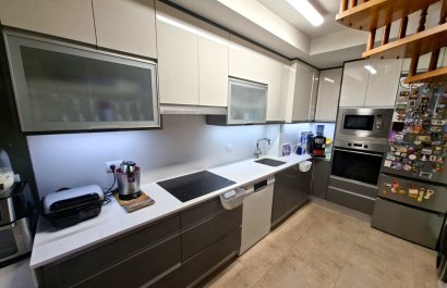 Segunda mano - Duplex -
Villajoyosa - Cala de Villajoyosa
