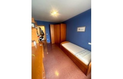 Segunda mano - Apartamento / piso -
Villena