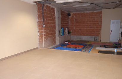 Segunda mano - Local  -
Benidorm - Levante