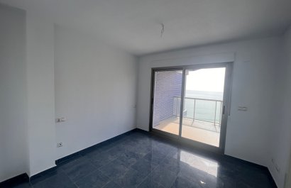 Resale - Penthouse -
Calpe - Zona Levante - Playa Fossa