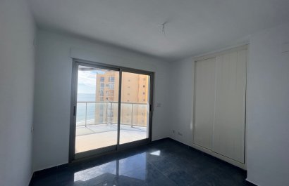 Resale - Penthouse -
Calpe - Zona Levante - Playa Fossa