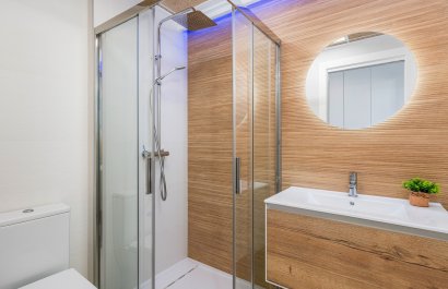 Baño -Bungalow de obra nueva en los Balcones (Torrevieja)