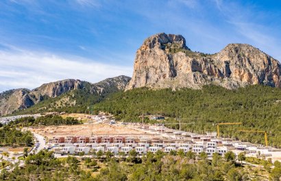 Obra nueva - Adosado -
Polop - Alberca