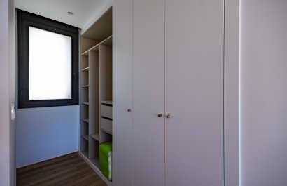 Obra nueva - Villa -
Polop - Alberca