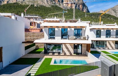 Obra nueva - Villa -
Polop - Alberca