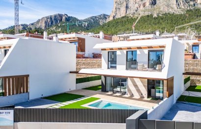 Obra nueva - Villa -
Polop - Alberca