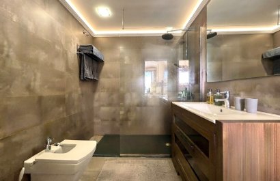 Segunda mano - Apartamento / piso -
Denia - Les Marines - Las Marinas