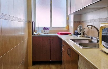Revente - Appartement -
Benidorm - Centro