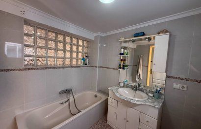 Segunda mano - Casa de pueblo  -
La Font d'en Carròs - Centro