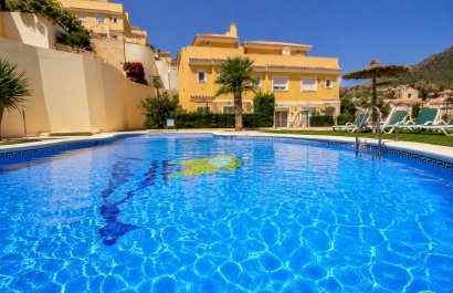 Segunda mano - Adosado -
Calpe - Zona Puerto Blanco - Maryvilla