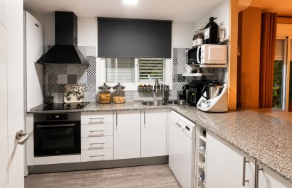 Resale - Apartment / flat -
Vergel