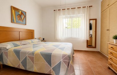 Segunda mano - Villa -
Oliva - Oliva Nova