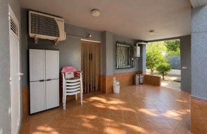 Segunda mano - Villa -
Oliva - Oliva Nova