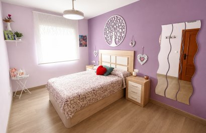 Segunda mano - Apartamento / piso -
La Nucía