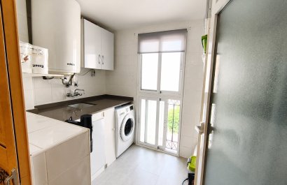 Segunda mano - Apartamento / piso -
La Nucía