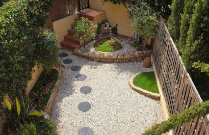 Segunda mano - Adosado -
Albir - centro