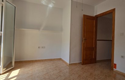 Segunda mano - Adosado -
Albir - centro